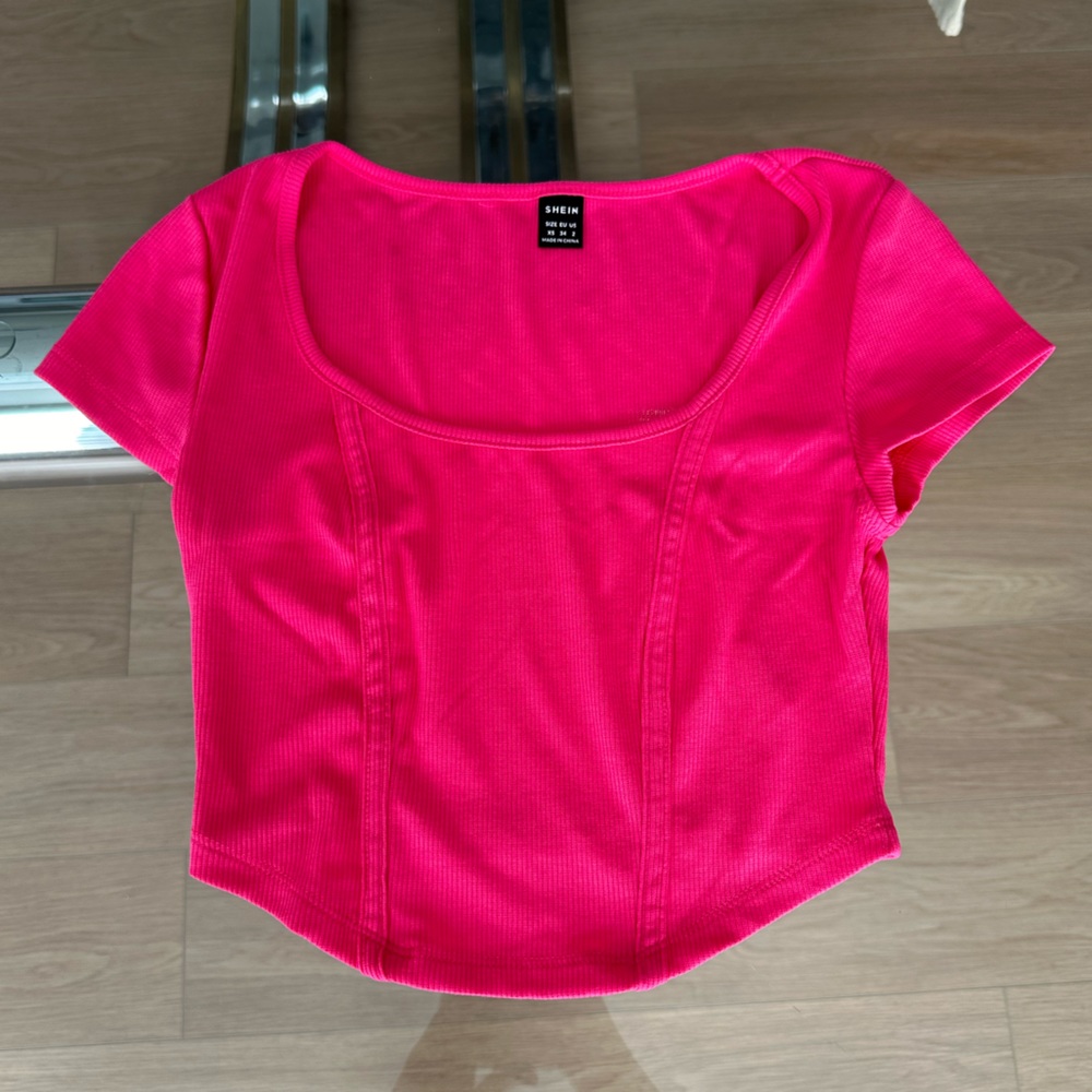 hot pink square neck crop top